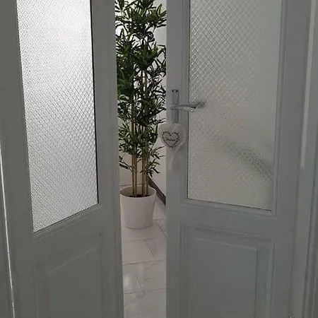 Il Nido Della Zia 公寓 *